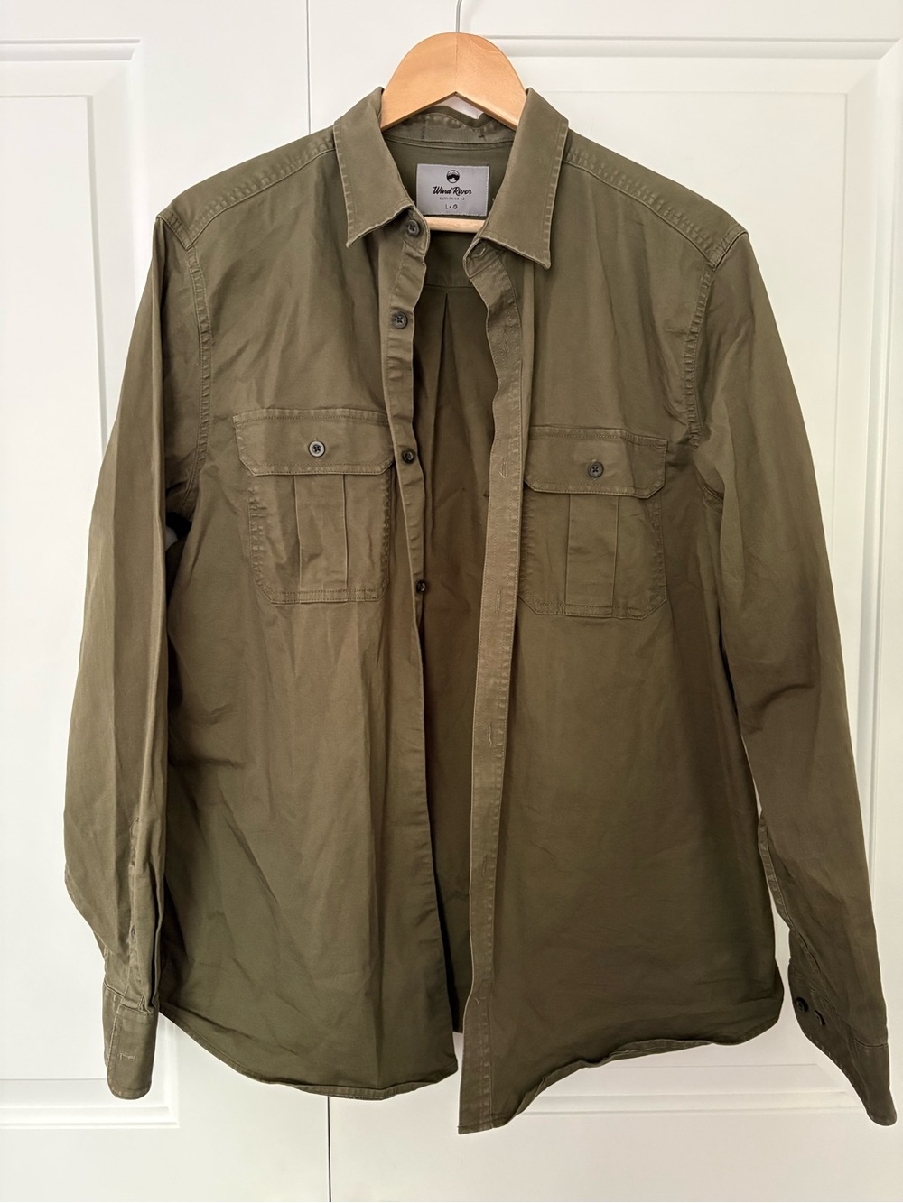Men's Olive Button-Down Utility Shirt - Military-Inspired